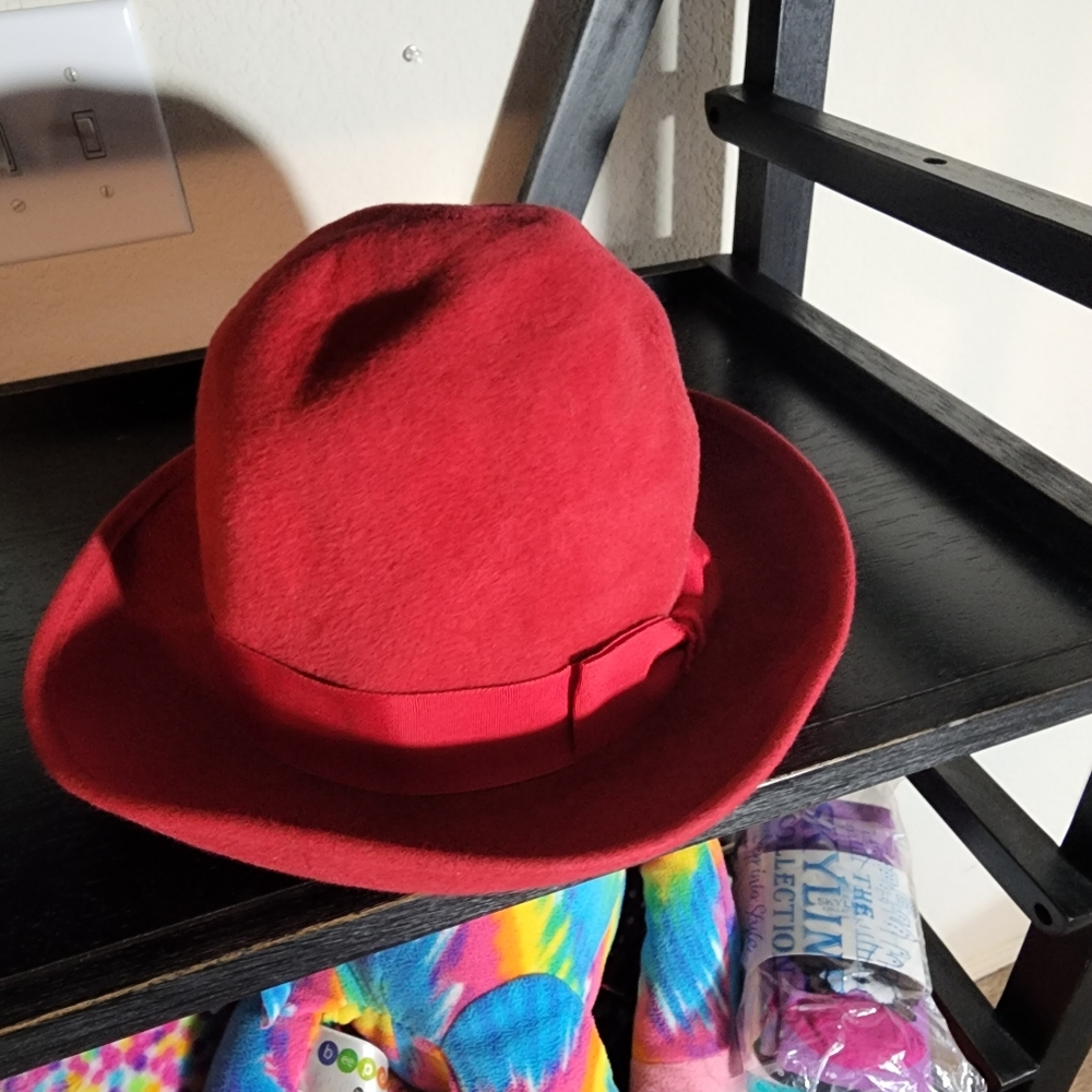 Hat attack ladys hat - Picture 5 of 8
